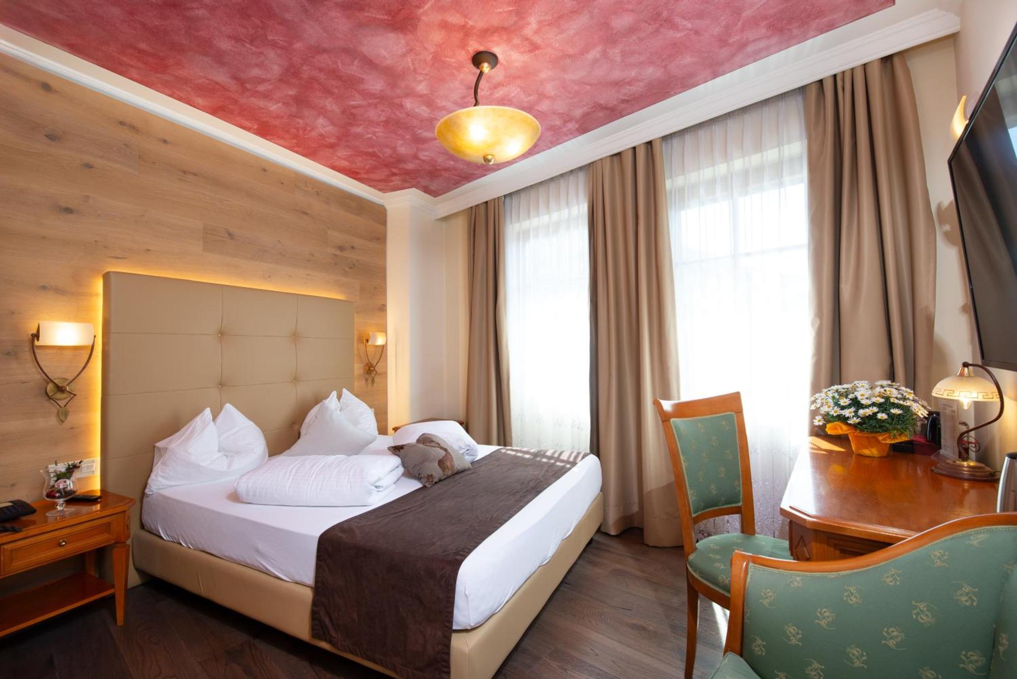 Hotel Engel Schluderns Zewnętrze zdjęcie