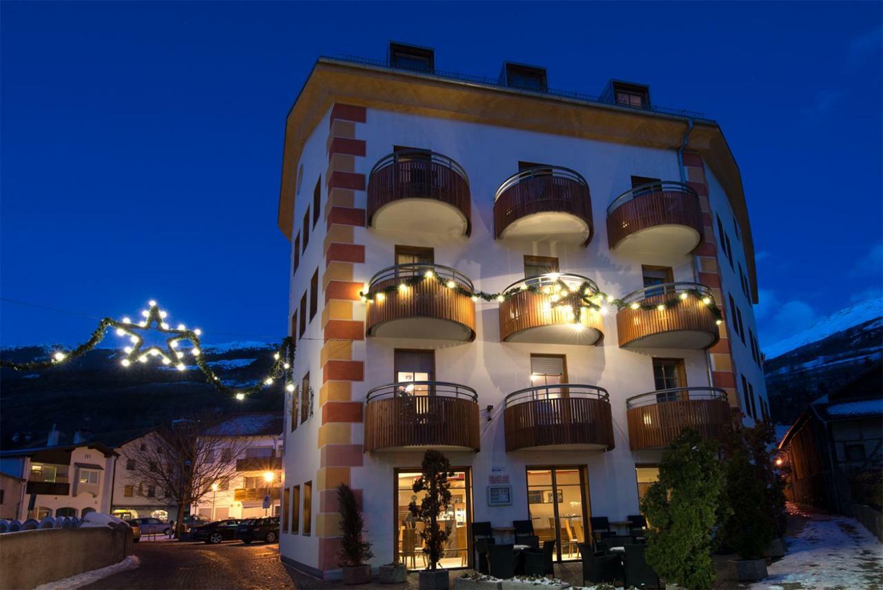 Hotel Engel Schluderns Zewnętrze zdjęcie